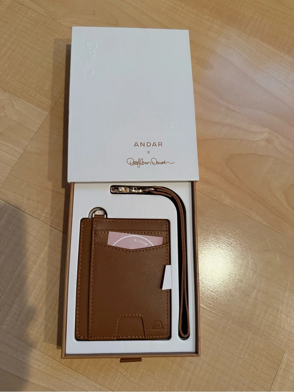 Andar x Daryl Ann Denner wallet